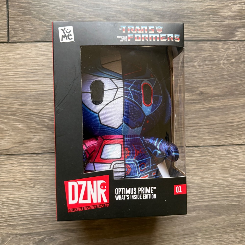 YuMe DZNR Transformers Optimus Prime Whats Inside Edition Plush Toy‎ 01 New